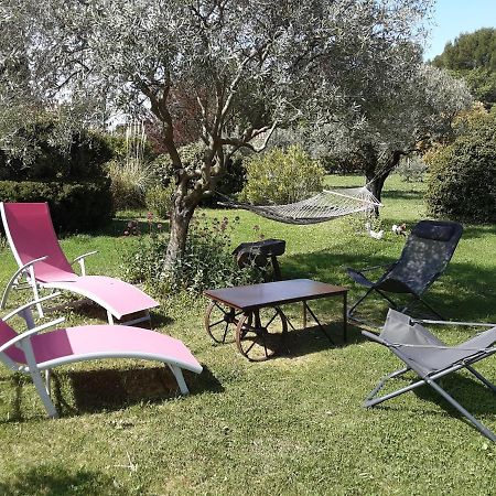 L'Eolyre Bed and Breakfast La Motte-d'Aigues Εξωτερικό φωτογραφία